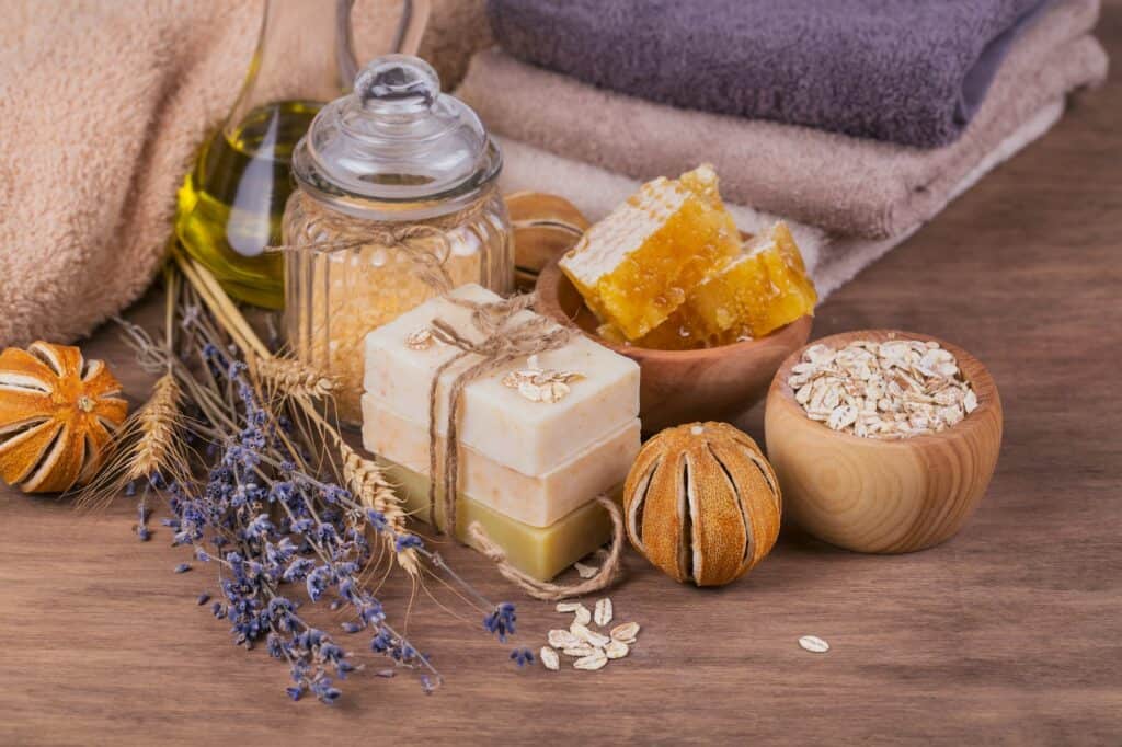 Oatmeal Lavender Soap - How To Make A Natural And Exfoliating Soap